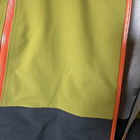 Marmot Gortex Ski Jacket - Picture 12 of 12